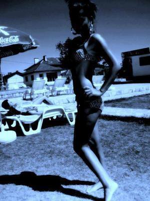 Meet Ashlee (29) from Texas | No-Strings Adult Dating