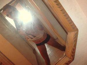 Debra, 21 from Oregon | Older Men and Younger Women Dating