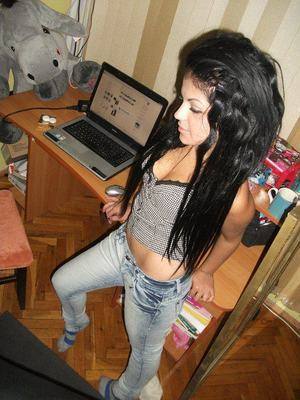 Meet Aspen from Arizona (28) | Discreet Adult Dating