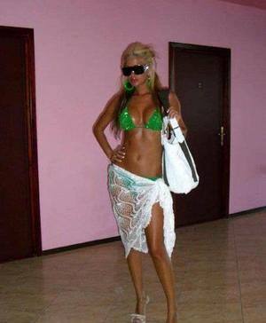 Jennifer (28) in Texas | Casual Dating with Older Men