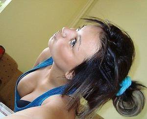 Meet Camille (28) from California | Local Dating Profile
