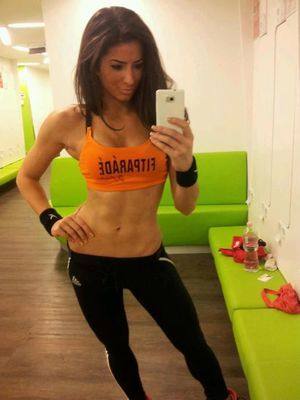 Meet Dara (22) from British Colombia | Local Dating Profile