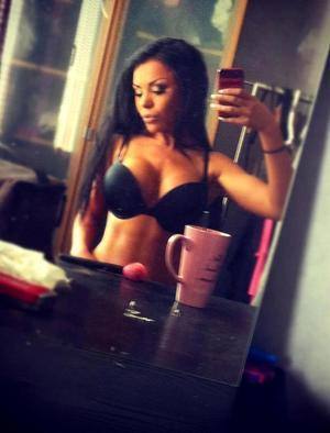 Aleigha (23) in Tennessee | Local Adult Woman