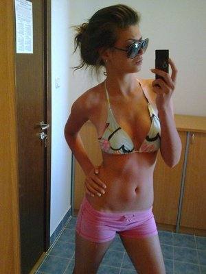 Meet Carolina (26) from British Colombia | Local Dating Profile