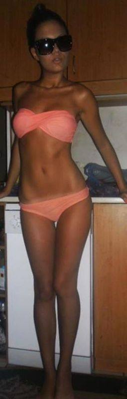 Meet Corinne (20) from Quebec | Local Dating Profile