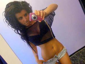 Meet Aisha (27) from Wisconsin | Local Dating Profile