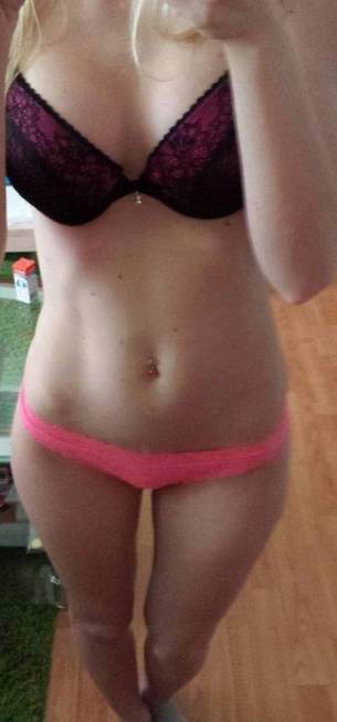 Sandra (24) in Buffalo, NY, adult profile photo