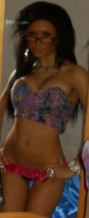 Chat with Briana (18) | Tennessee Local Women