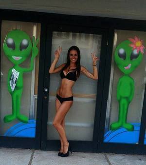 Chat with Perla (22) | New Jersey Local Women