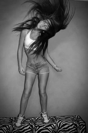 Chat with Gabriela (29) | Hawaii Local Women