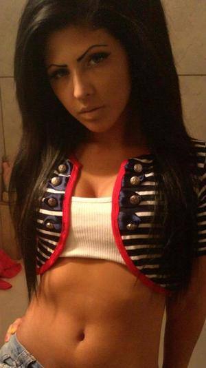 Meet Latasha (29) from British Colombia | Local Dating Profile