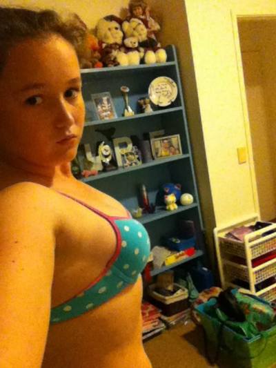 Meet local singles like Tawnya from Slippery Rock, Pennsylvania who want to fuck tonight