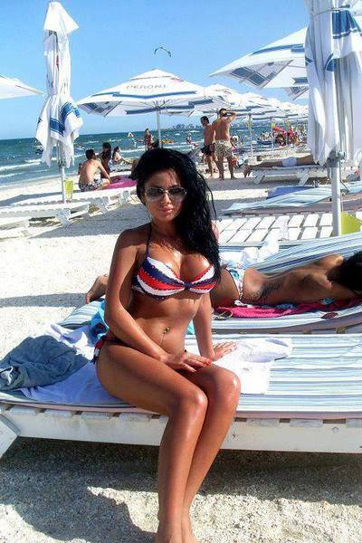 Thomasena from Lexington, Indiana is looking for adult webcam chat