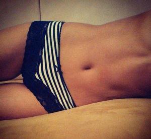 Tobi from Riverside, Rhode Island is looking for adult webcam chat