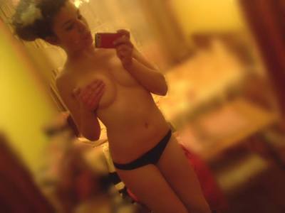 Lucille from Gillett, Arkansas is looking for adult webcam chat