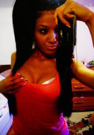 Synthia from Whitney, Nevada is looking for adult webcam chat