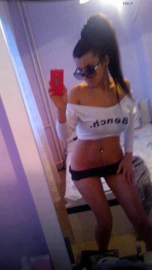 Celena from Napavine, Washington is looking for adult webcam chat