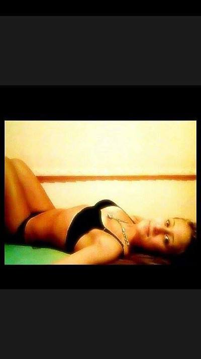 Tashina from Ardmore, Oklahoma is looking for adult webcam chat