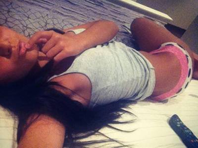 Vada from Odem, Texas is looking for adult webcam chat