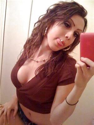 Ofelia from Kaiser, Missouri is looking for adult webcam chat