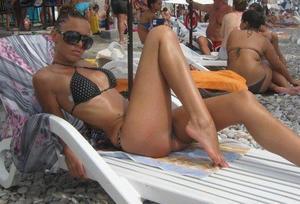 Bobette from Havana, Florida is looking for adult webcam chat