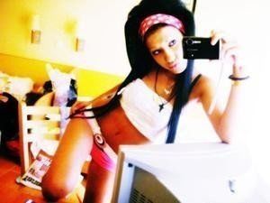 Looking for local cheaters? Take Katie from Missouri home with you