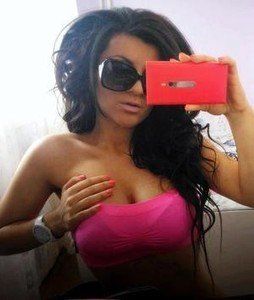 California Stunner Cristal, 20, Down for Casual Nights